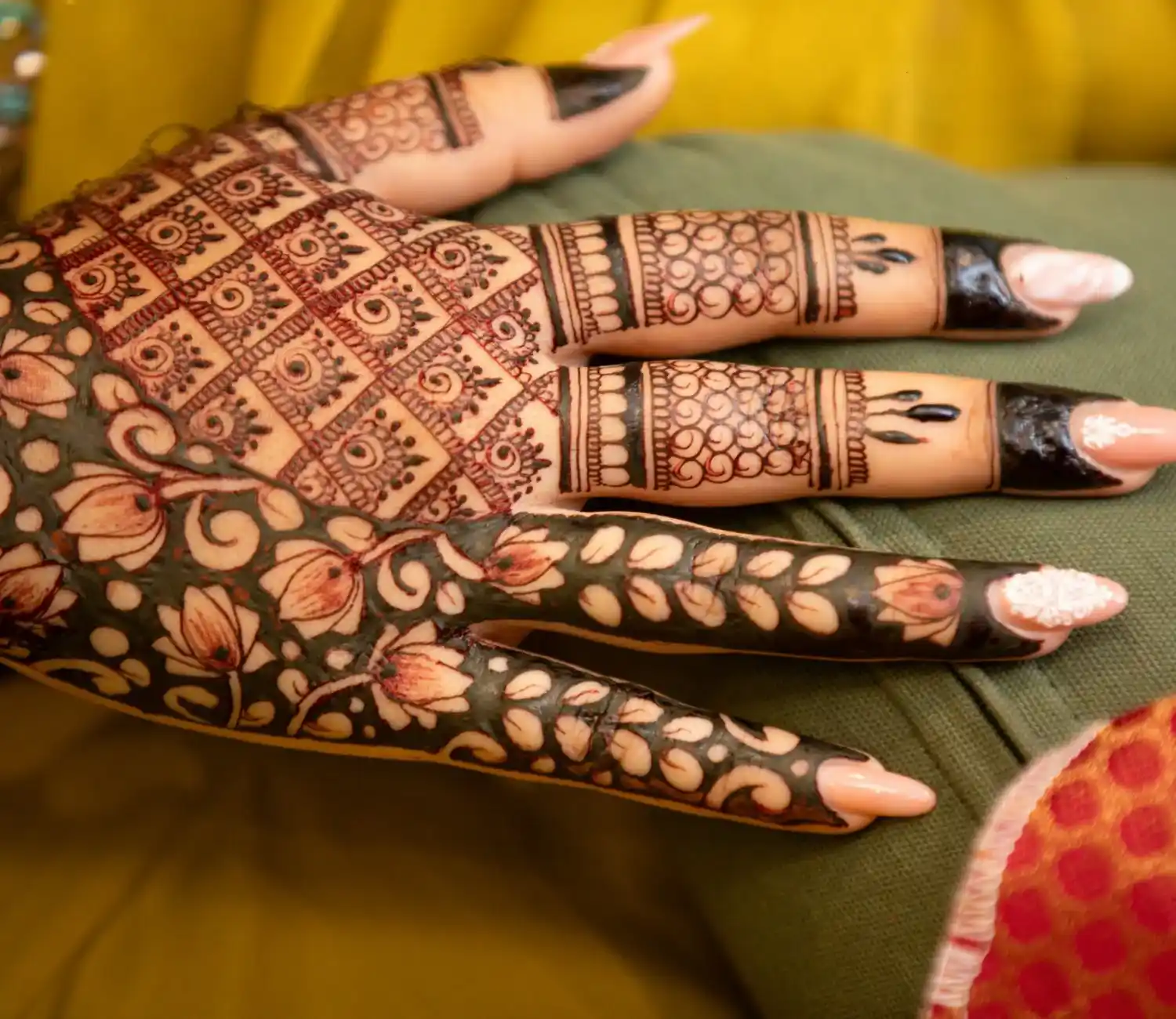 Bridal Mehndi Designs in Peshawar